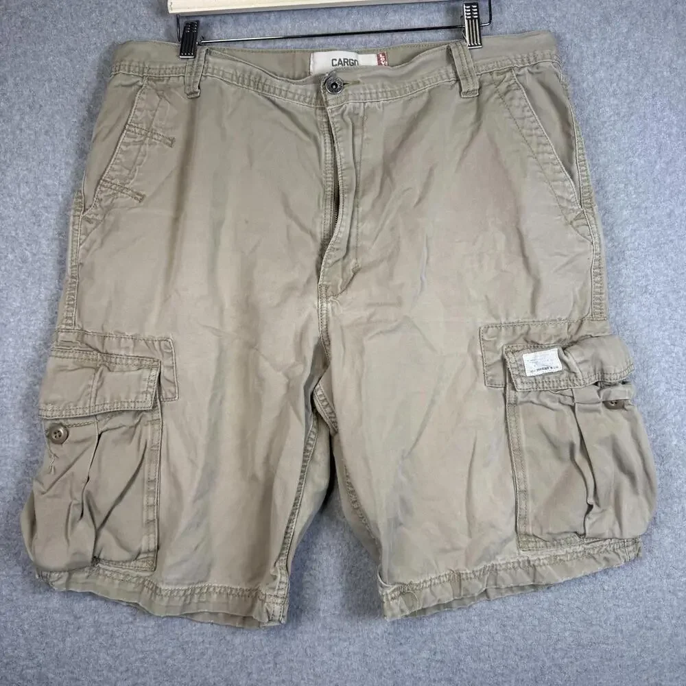 Vintage Y2K Levi's Men's Size 38 Waist Khaki Cargo Shorts Utility Pockets